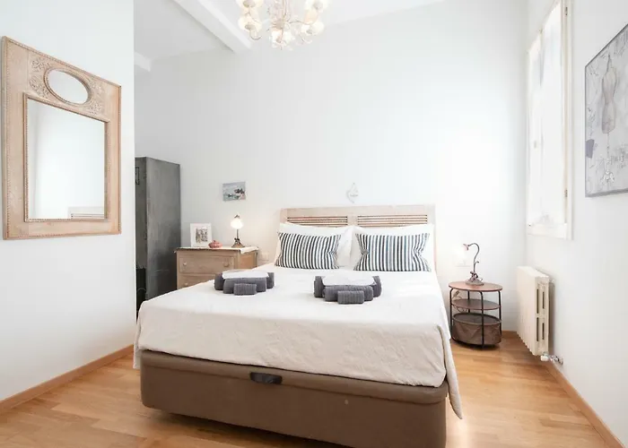 Casa Claudia Ai Frari * Venise