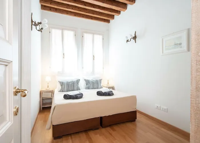 Apartament Casa Claudia Ai Frari *