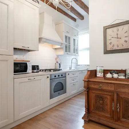 Casa Claudia Ai Frari